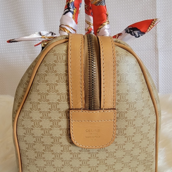 CELINE - Picture 2 of 16